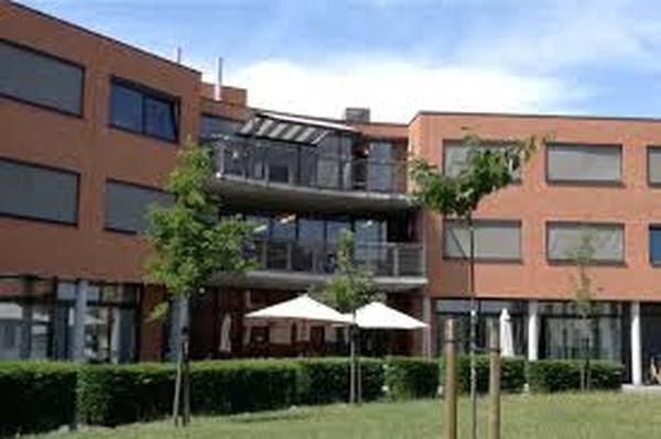 Woonzorgcentrum Kouterhof-Woonzorgcentrum-Destelbergen-zorgband 01.jpeg