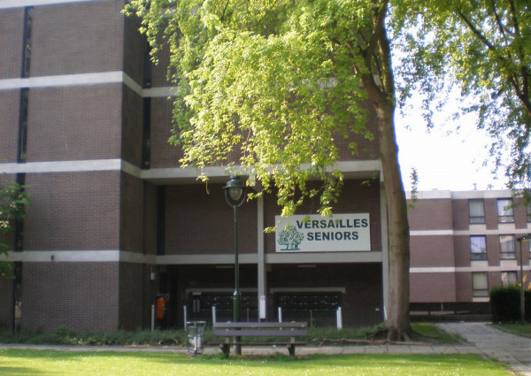 Versailles Seniors-Serviceflat-Neder-over-Heembeek-immeuble_f.jpg