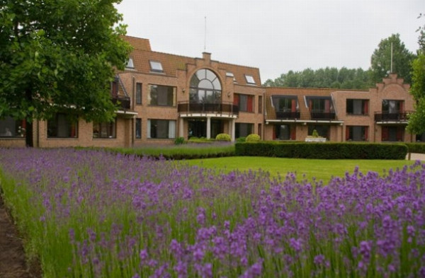 Woonzorgcentrum 'T Smeedeshof-Woonzorgcentrum-Oud-Turnhout-Smeedeshof5.jpg