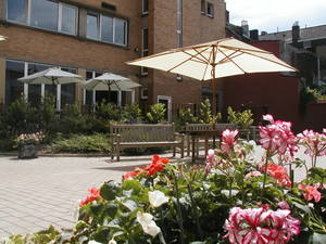 Maison Saint-Joseph-Maison de repos-Liège-terrasse maison saint-joseph.jpeg